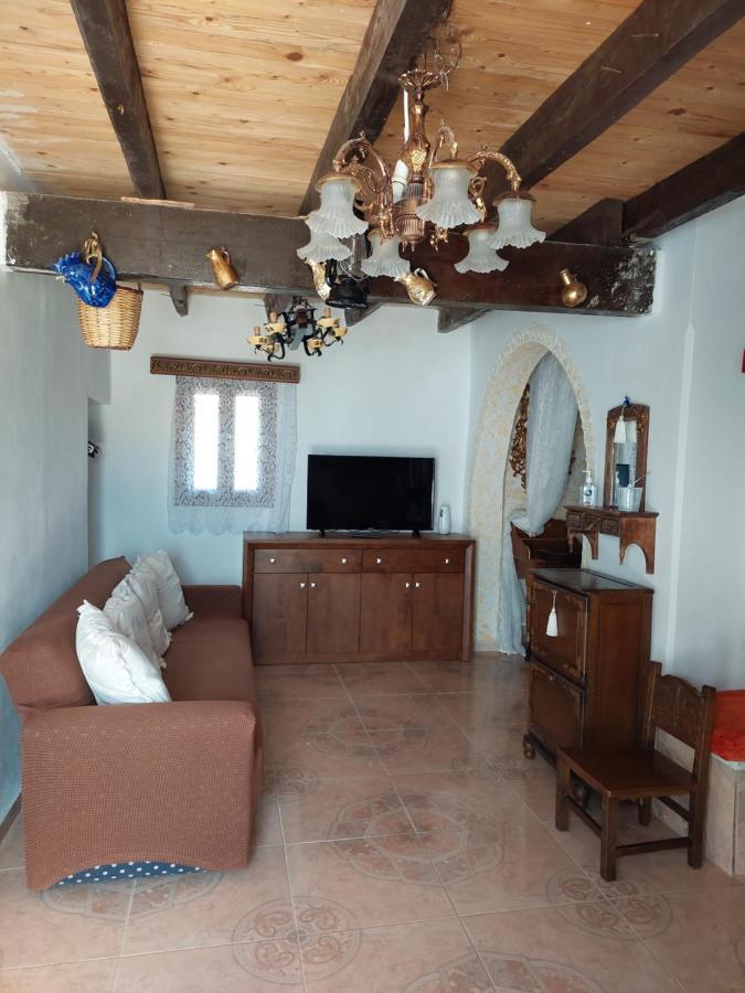 Lakena Traditional House Menetaí Esterno foto